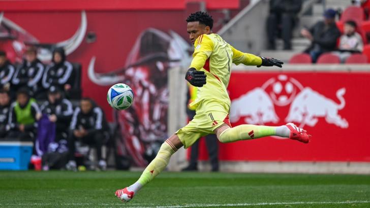 Orlando City keeper Pedro Gallese